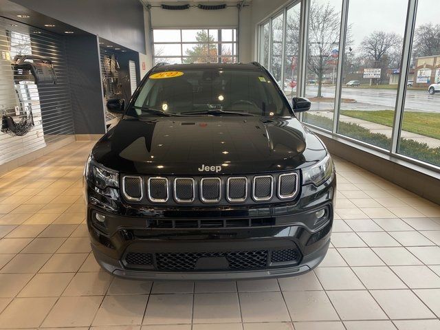 2022 Jeep Compass Latitude Lux