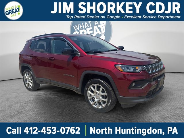 2022 Jeep Compass Latitude Lux
