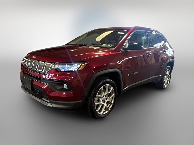 2022 Jeep Compass Latitude Lux