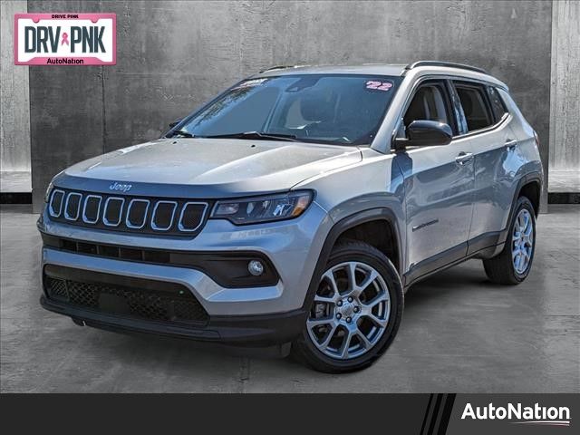 2022 Jeep Compass Latitude Lux