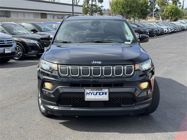 2022 Jeep Compass Latitude Lux