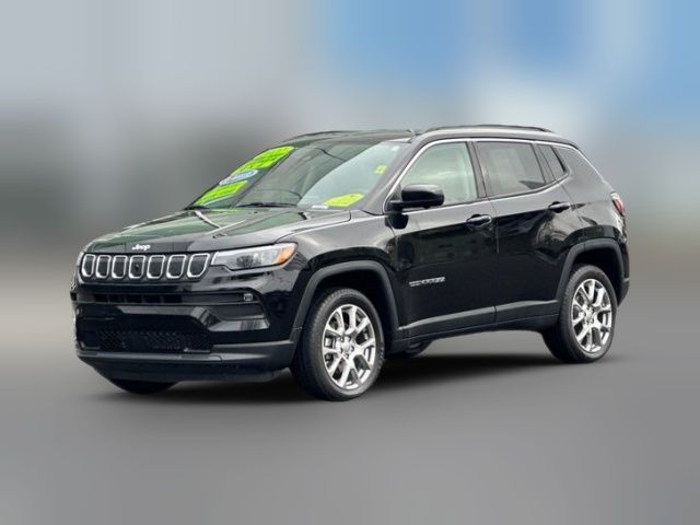 2022 Jeep Compass Latitude Lux