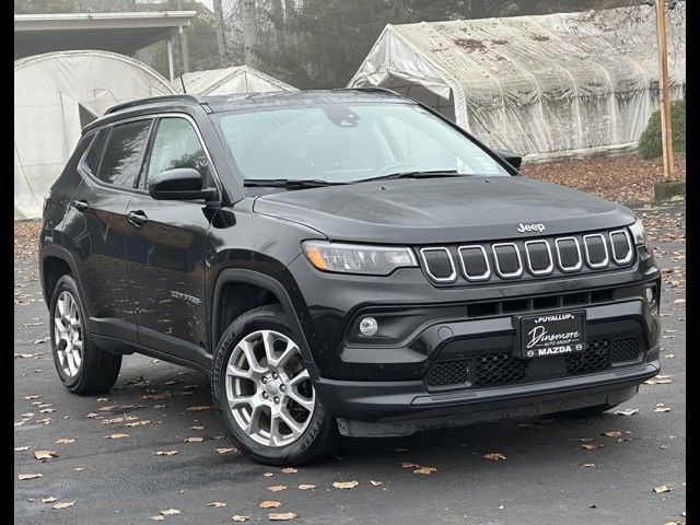 2022 Jeep Compass Latitude Lux