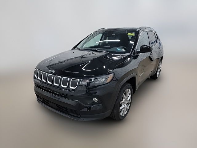 2022 Jeep Compass Latitude Lux