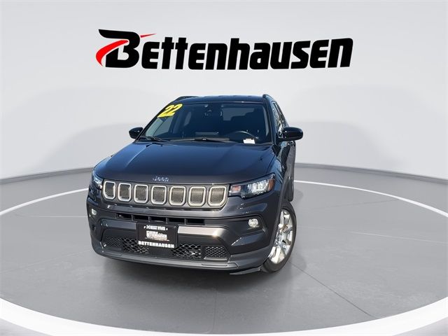 2022 Jeep Compass Latitude Lux