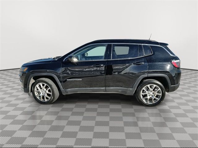 2022 Jeep Compass Latitude Lux