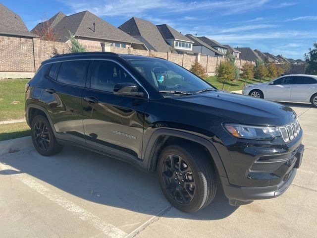 2022 Jeep Compass Latitude Lux