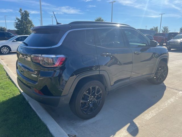 2022 Jeep Compass Latitude Lux