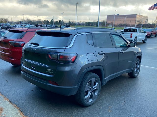 2022 Jeep Compass Latitude Lux