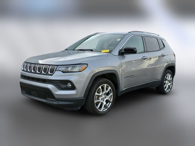 2022 Jeep Compass Latitude Lux