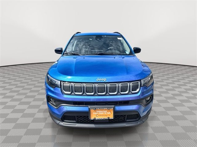 2022 Jeep Compass Latitude Lux