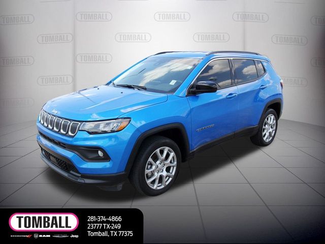 2022 Jeep Compass Latitude Lux