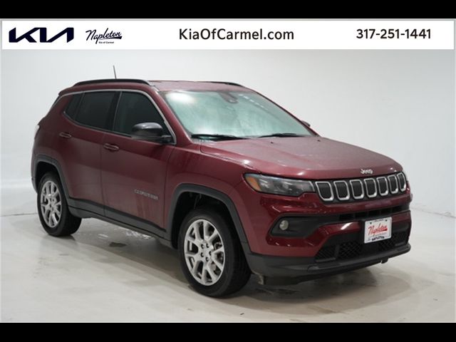 2022 Jeep Compass Latitude Lux