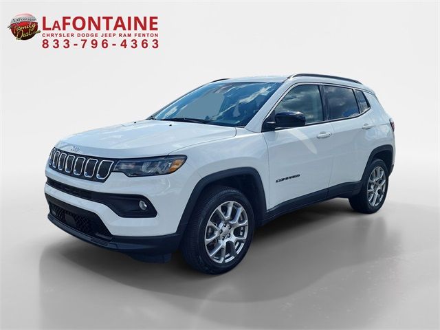 2022 Jeep Compass Latitude Lux