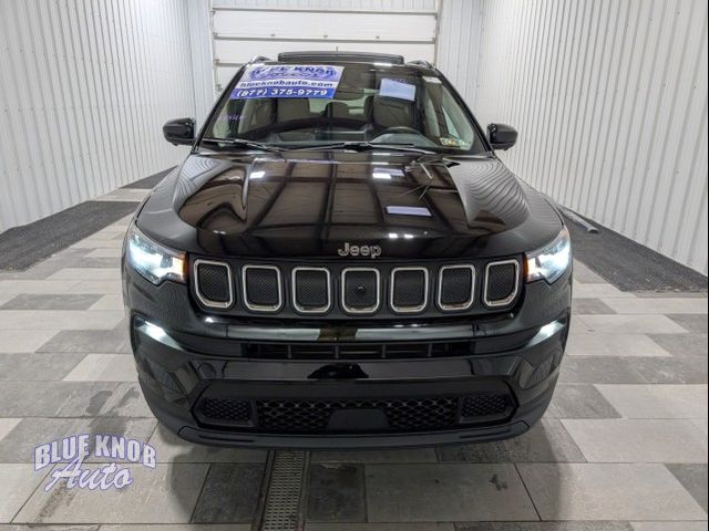 2022 Jeep Compass Latitude Lux