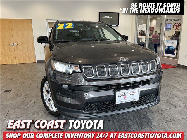 2022 Jeep Compass Latitude Lux