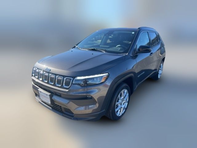 2022 Jeep Compass Latitude Lux