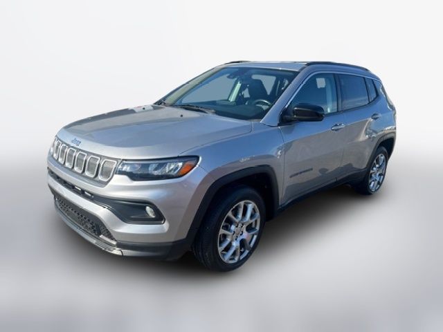 2022 Jeep Compass Latitude Lux