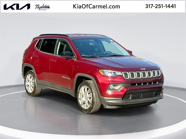 2022 Jeep Compass Latitude Lux