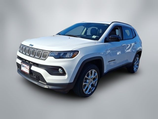 2022 Jeep Compass Latitude Lux