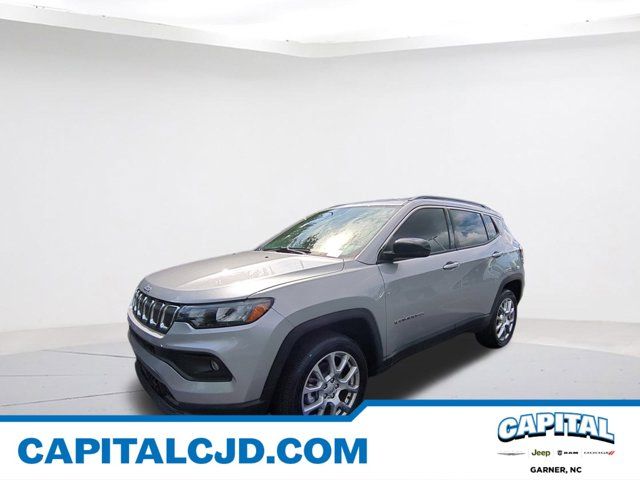 2022 Jeep Compass Latitude Lux