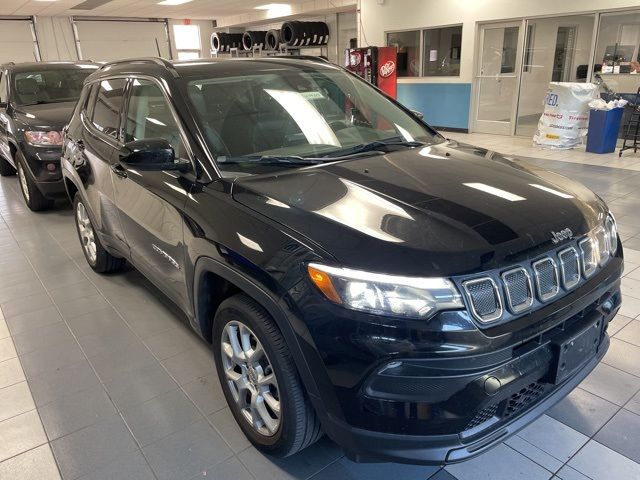 2022 Jeep Compass Latitude Lux