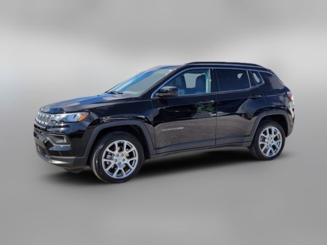 2022 Jeep Compass Latitude Lux