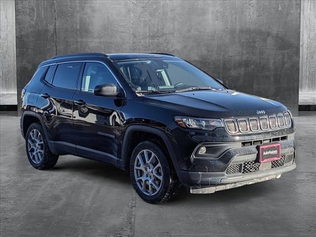 2022 Jeep Compass Latitude Lux