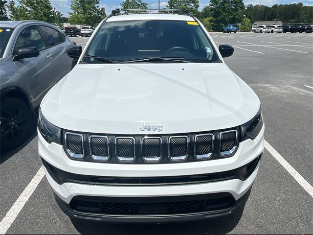 2022 Jeep Compass Latitude Lux