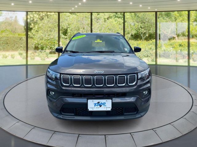 2022 Jeep Compass Latitude Lux