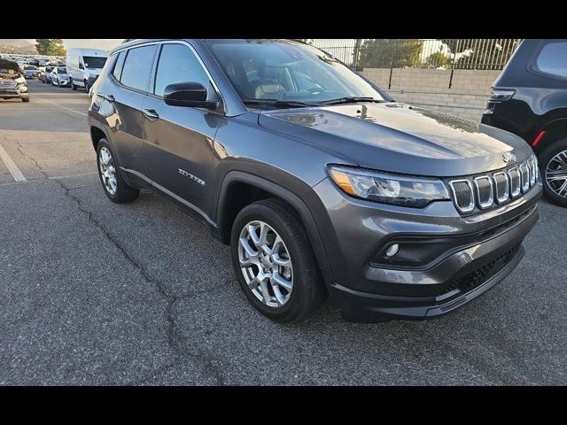 2022 Jeep Compass Latitude Lux