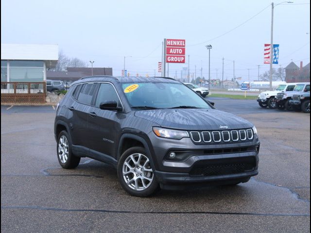 2022 Jeep Compass Latitude Lux