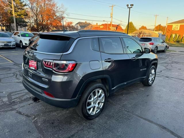 2022 Jeep Compass Latitude Lux