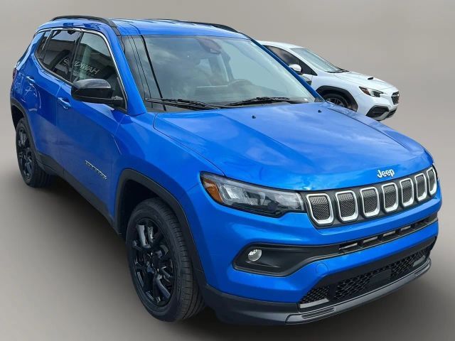 2022 Jeep Compass Latitude Lux