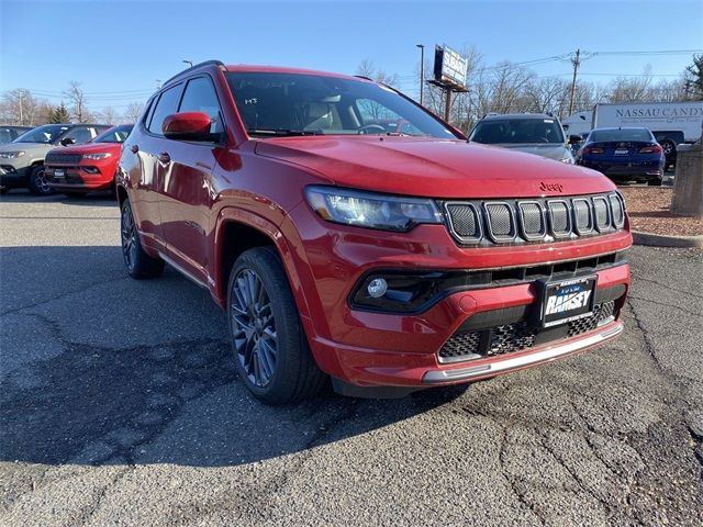 2022 Jeep Compass 