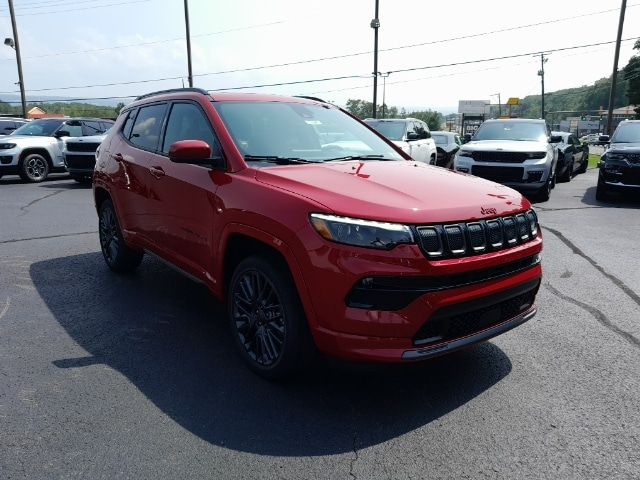 2022 Jeep Compass 