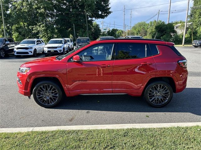 2022 Jeep Compass 