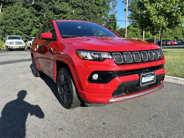 2022 Jeep Compass 