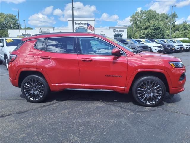 2022 Jeep Compass 