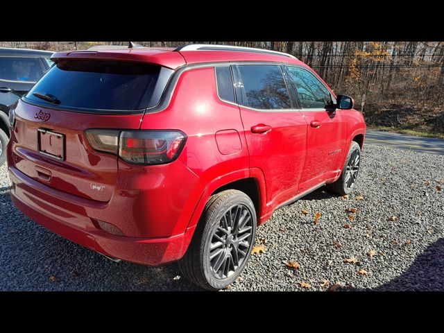 2022 Jeep Compass 