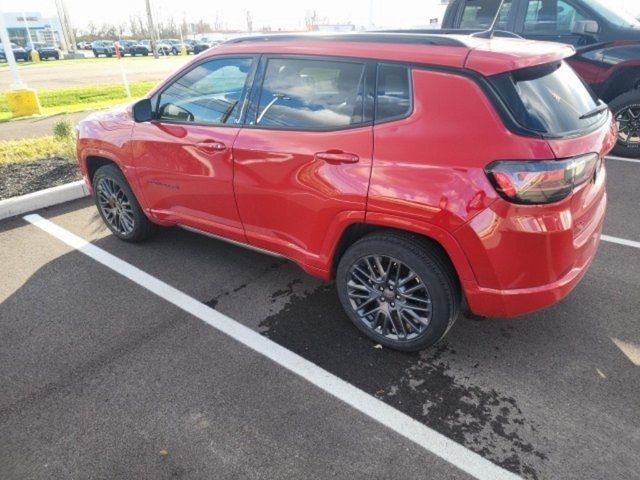 2022 Jeep Compass (RED) Edition