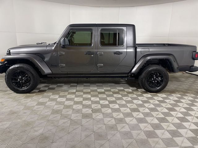2022 Jeep Gladiator Altitude