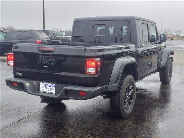 2022 Jeep Gladiator Altitude