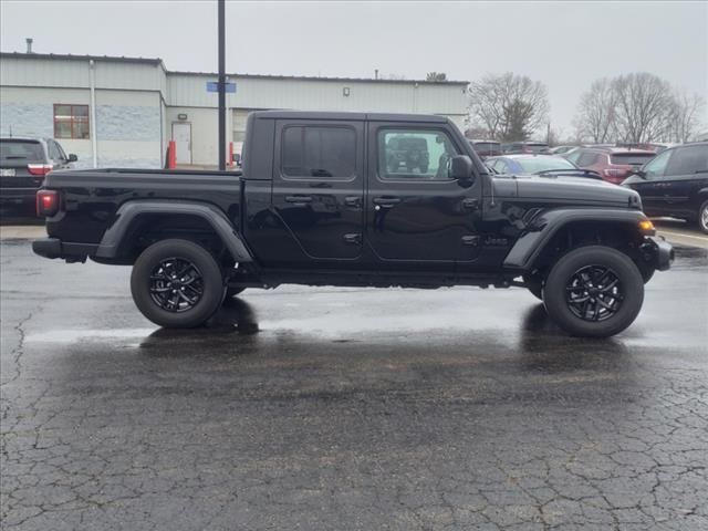 2022 Jeep Gladiator Altitude