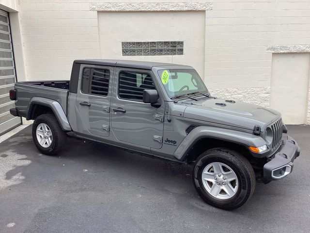 2022 Jeep Gladiator Sport S