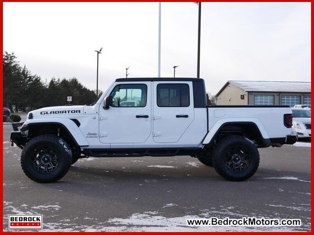 2022 Jeep Gladiator Overland