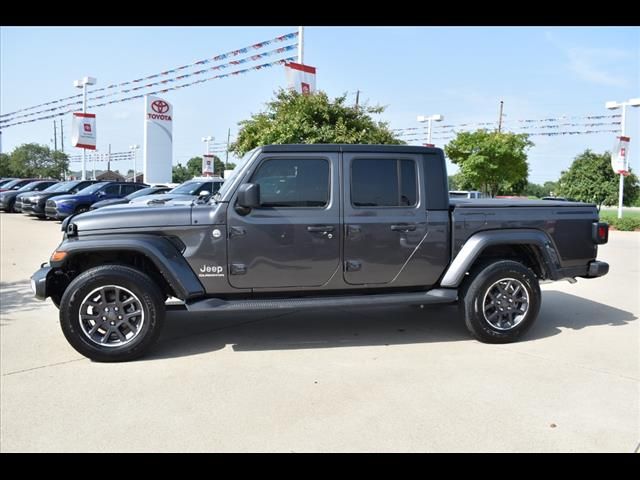 2022 Jeep Gladiator Overland