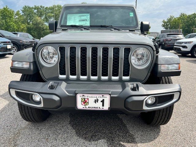 2022 Jeep Gladiator Overland