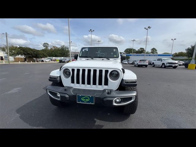 2022 Jeep Gladiator Overland