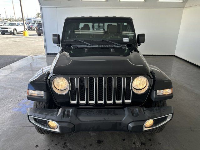 2022 Jeep Gladiator Overland